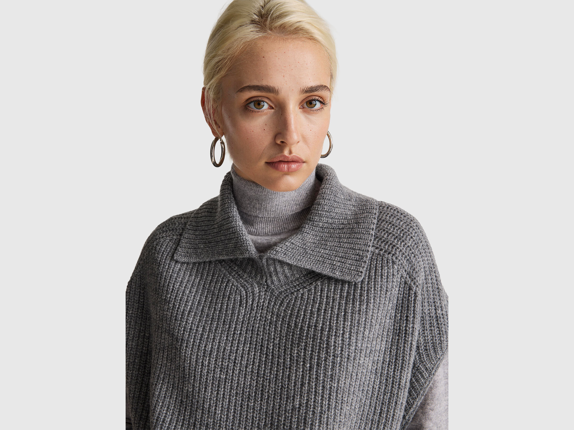 CAPE Women image number 4